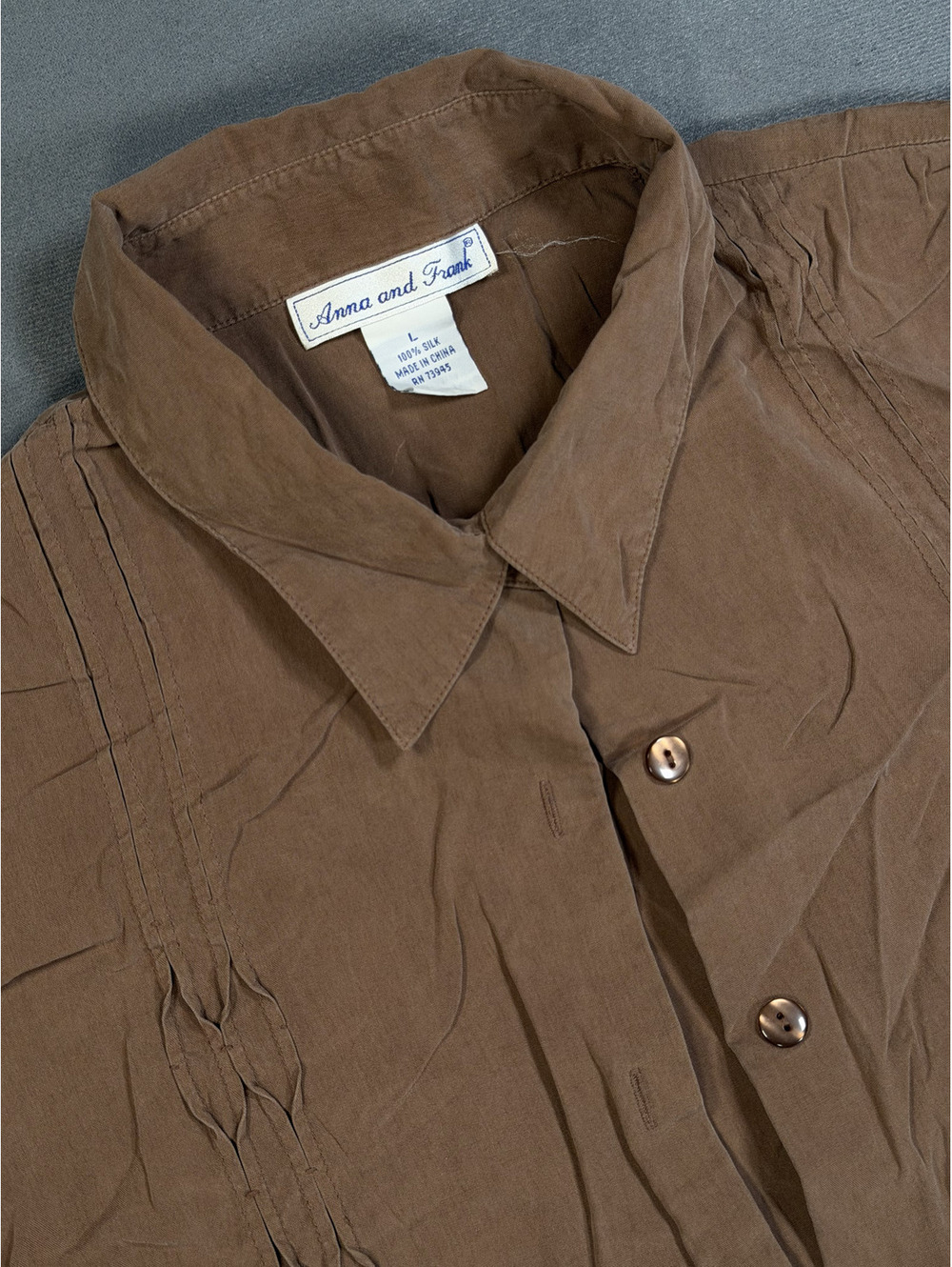 Anna and Frank 100% Silk Blouse Women L Brown Button Front Pintuck Long Sleeve